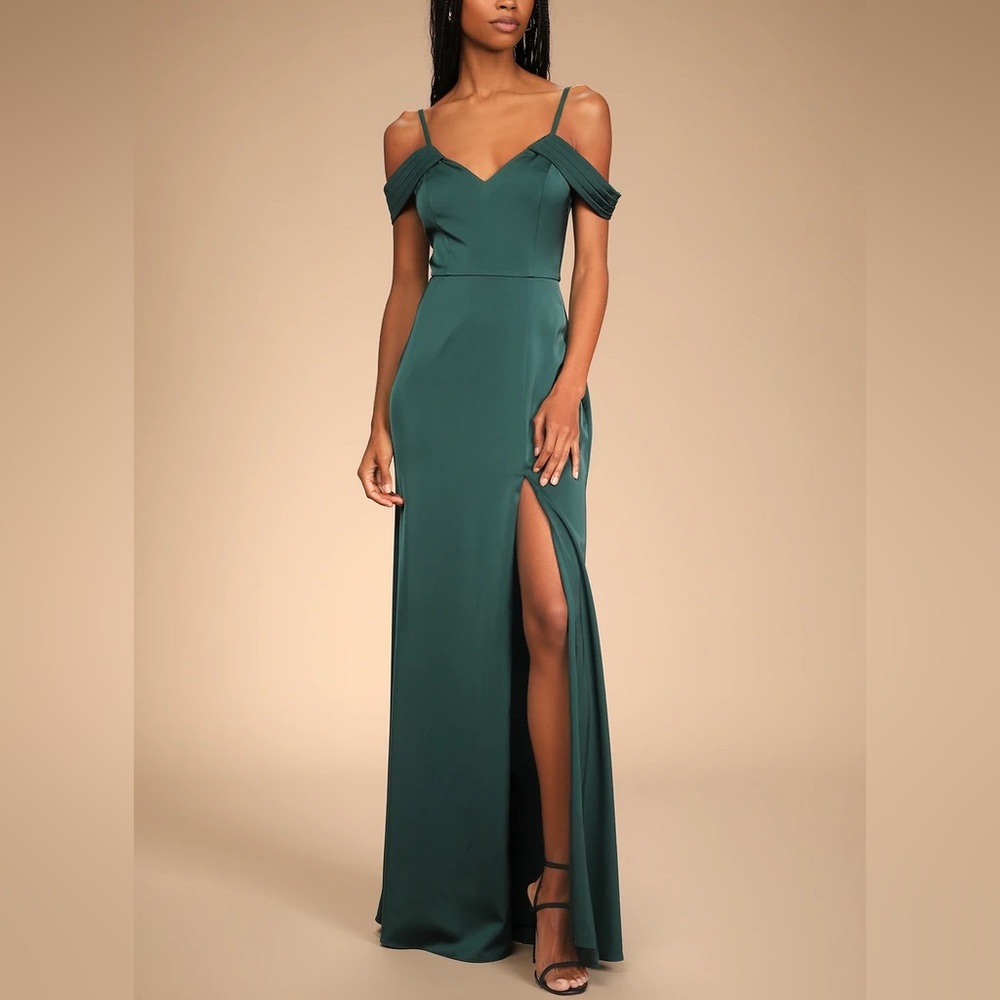 Emerald Green Satin Cold-Shoulder Mermaid Dress